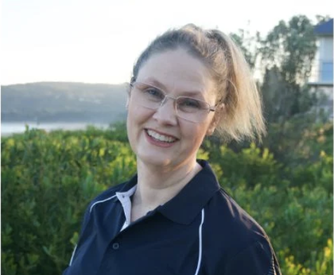 437 – From Refugee Camps to Podiatry: The Remarkable Journey of Liz Emrys
